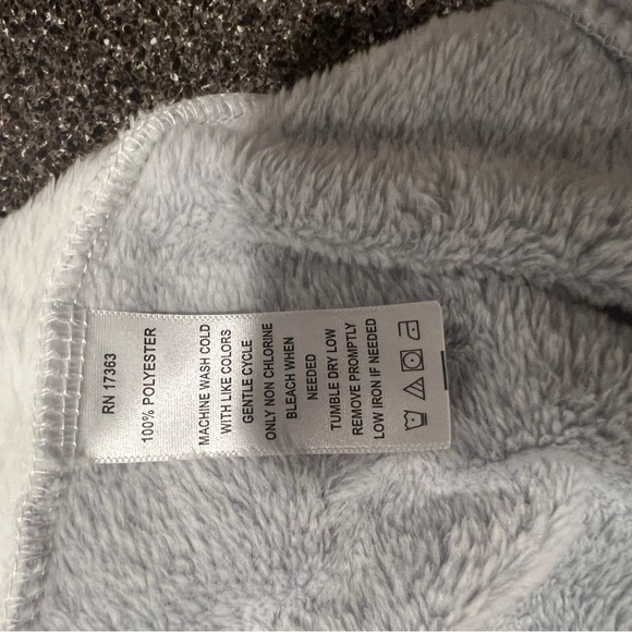 Anne Klein Gray and White Mid-Calf Length Plush Robe - Picture 8 of 8